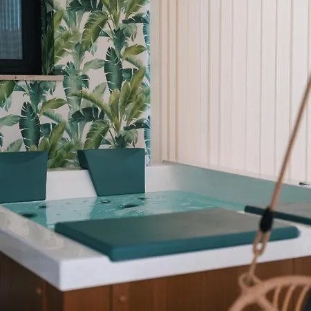 Emesh Boutique 阿格里真托