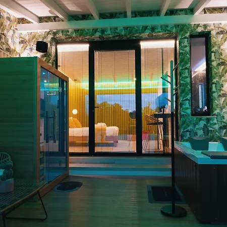 فندق مبيت وإفطار Emesh Boutique 4*