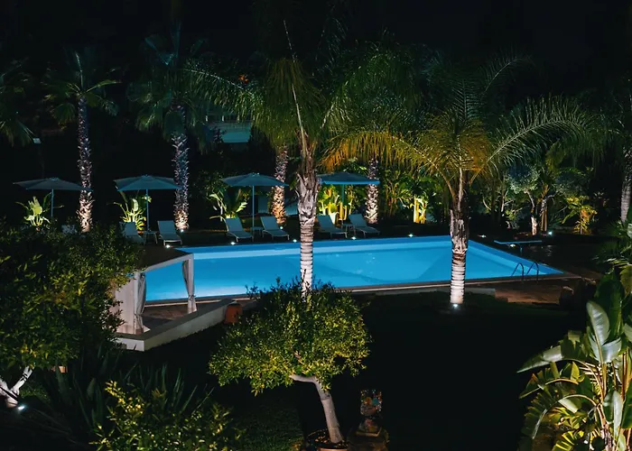 فندق مبيت وإفطار Emesh Boutique 4*