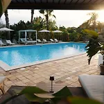 Emesh Boutique Bed & Breakfast 4*