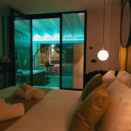 Bed & Breakfast Emesh Boutique *