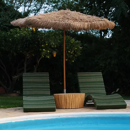 Emesh Boutique 4*