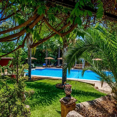 Emesh Boutique Alojamento de Acomodação e Pequeno-almoço 4*