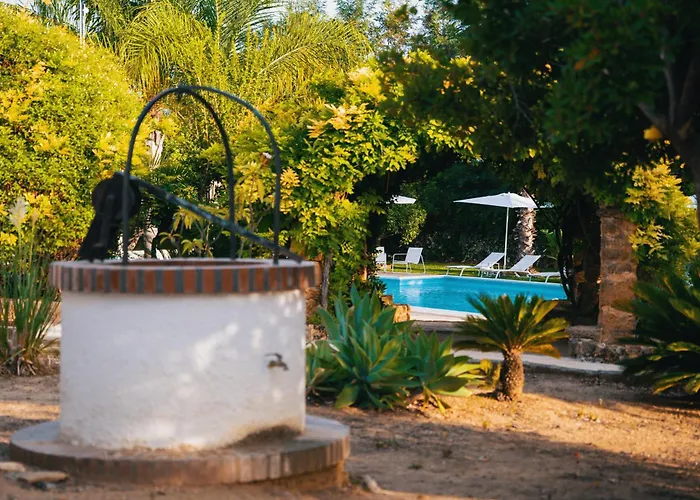 Emesh Boutique Bed & Breakfast 4*