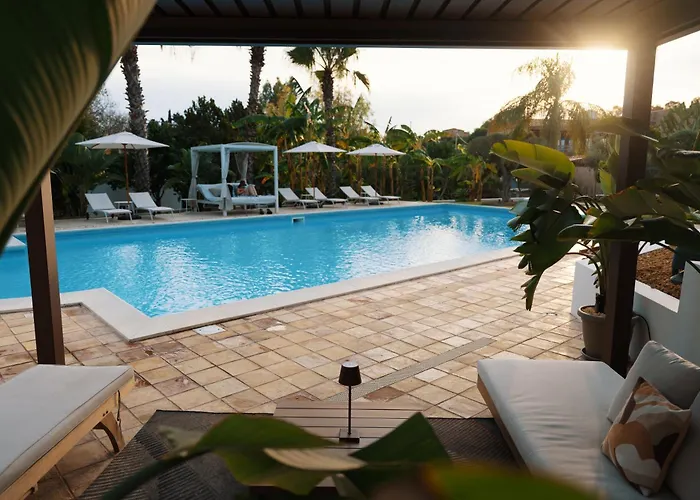 Emesh Boutique Bed & Breakfast 4*